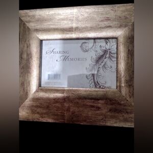NWT Set Of 2 Wooden Sharing Memory Picture Frames
